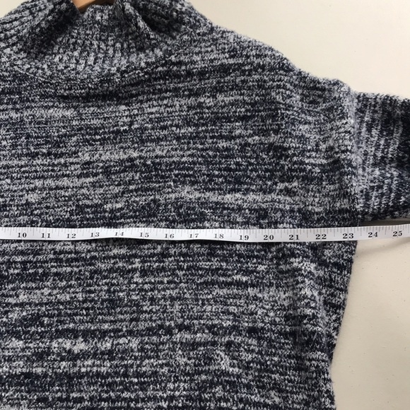 CYNTHIA Rowley wool blend turtleneck hi low sweater blue marled size Small - Picture 6 of 9